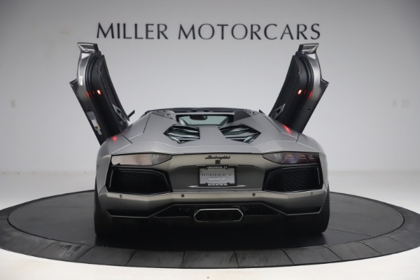 Used 2015 Lamborghini Aventador Roadster LP 700-4 for sale Sold at Alfa Romeo of Westport in Westport CT 06880 7