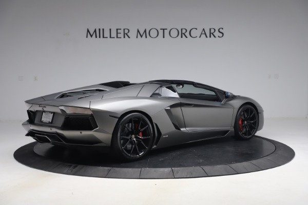 Used 2015 Lamborghini Aventador Roadster LP 700-4 for sale $349,900 at Alfa Romeo of Westport in Westport CT 06880 9