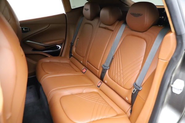 New 2021 Aston Martin DBX for sale $226,136 at Alfa Romeo of Westport in Westport CT 06880 17