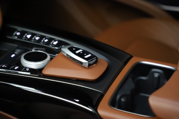 New 2021 Aston Martin DBX for sale $226,136 at Alfa Romeo of Westport in Westport CT 06880 18