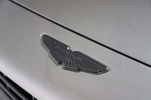 New 2021 Aston Martin DBX for sale $226,136 at Alfa Romeo of Westport in Westport CT 06880 21