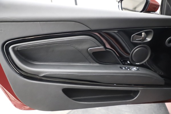 New 2021 Aston Martin DBS Superleggera Volante for sale $362,486 at Alfa Romeo of Westport in Westport CT 06880 23