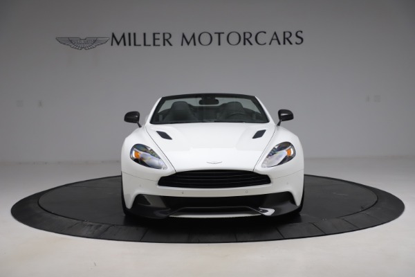 Used 2015 Aston Martin Vanquish Volante for sale $139,900 at Alfa Romeo of Westport in Westport CT 06880 11