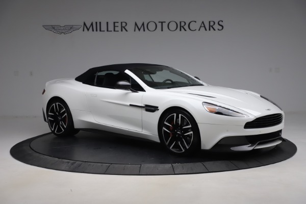 Used 2015 Aston Martin Vanquish Volante for sale Sold at Alfa Romeo of Westport in Westport CT 06880 18