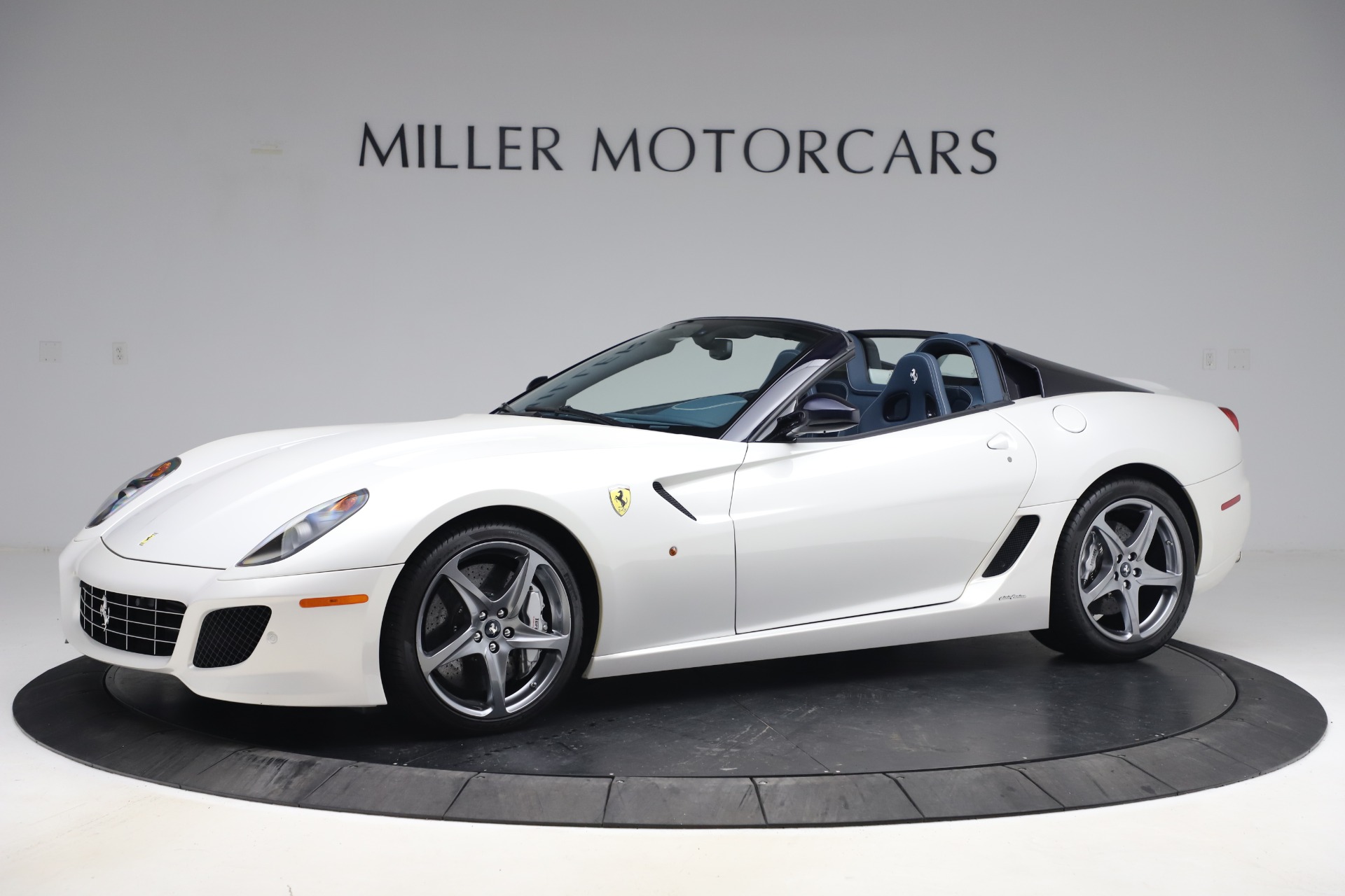 Used 2011 Ferrari 599 SA Aperta for sale $1,379,000 at Alfa Romeo of Westport in Westport CT 06880 1