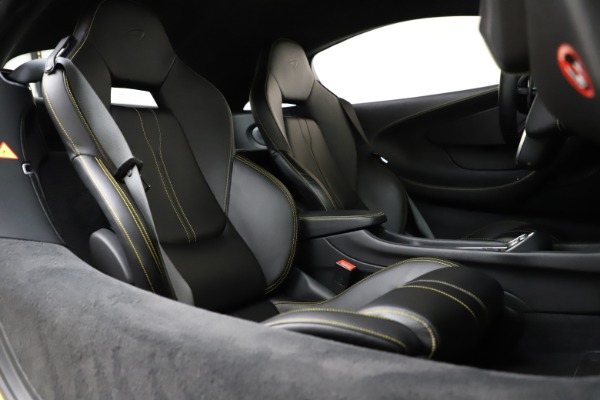 Used 2016 McLaren 570S Coupe for sale $139,900 at Alfa Romeo of Westport in Westport CT 06880 20