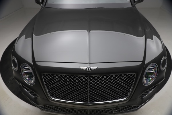 Used 2018 Bentley Bentayga W12 for sale $156,900 at Alfa Romeo of Westport in Westport CT 06880 15
