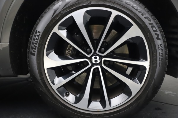 Used 2018 Bentley Bentayga W12 for sale Sold at Alfa Romeo of Westport in Westport CT 06880 17