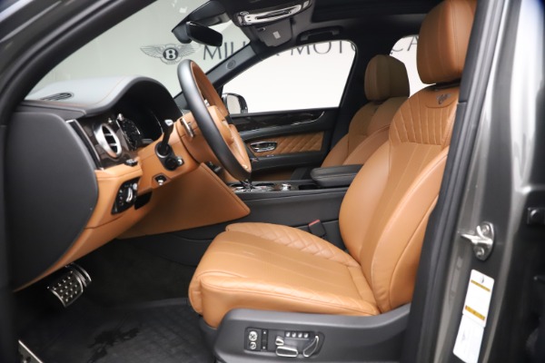 Used 2018 Bentley Bentayga W12 for sale $156,900 at Alfa Romeo of Westport in Westport CT 06880 20