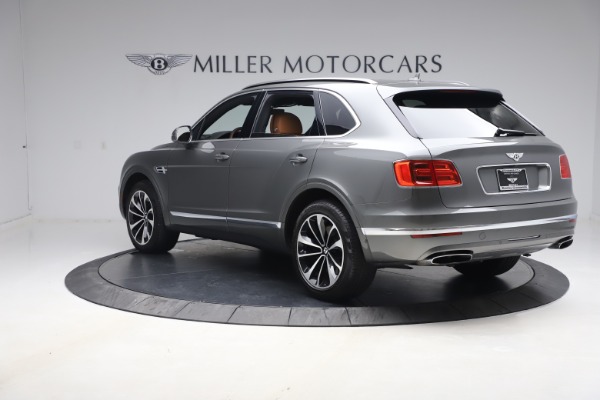 Used 2018 Bentley Bentayga W12 for sale $156,900 at Alfa Romeo of Westport in Westport CT 06880 5