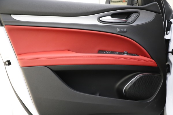 New 2021 Alfa Romeo Stelvio Ti Sport Q4 for sale Sold at Alfa Romeo of Westport in Westport CT 06880 17