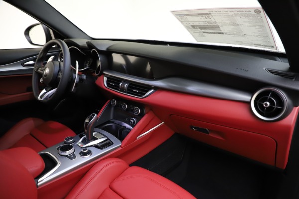 New 2021 Alfa Romeo Stelvio Ti Sport Q4 for sale Sold at Alfa Romeo of Westport in Westport CT 06880 23