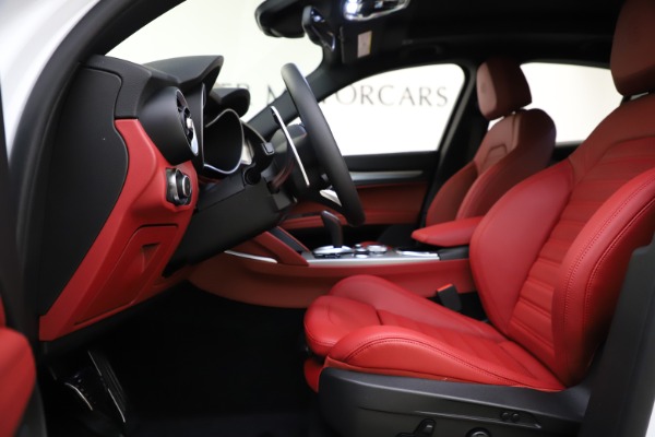 New 2021 Alfa Romeo Stelvio Ti Sport Q4 for sale Sold at Alfa Romeo of Westport in Westport CT 06880 15