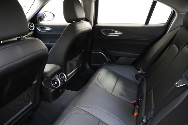 New 2021 Alfa Romeo Giulia Q4 for sale $46,800 at Alfa Romeo of Westport in Westport CT 06880 19