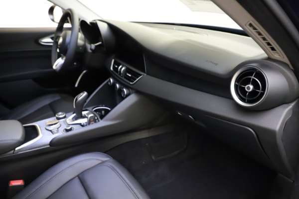 New 2021 Alfa Romeo Giulia Q4 for sale $46,800 at Alfa Romeo of Westport in Westport CT 06880 22