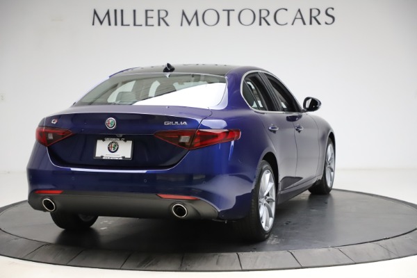 New 2021 Alfa Romeo Giulia Q4 for sale $46,800 at Alfa Romeo of Westport in Westport CT 06880 7
