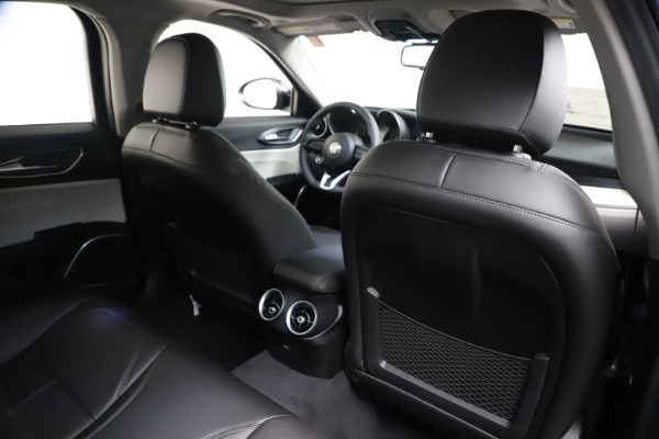 New 2021 Alfa Romeo Giulia Q4 for sale Call for price at Alfa Romeo of Westport in Westport CT 06880 25
