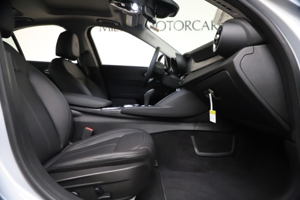 New 2021 Alfa Romeo Giulia Q4 for sale Sold at Alfa Romeo of Westport in Westport CT 06880 21