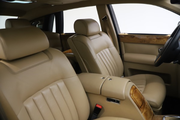 Used 2006 Rolls-Royce Phantom for sale $109,900 at Alfa Romeo of Westport in Westport CT 06880 22