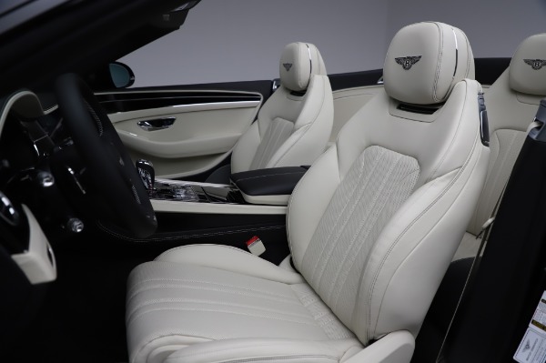 Used 2021 Bentley Continental GT V8 for sale $274,900 at Alfa Romeo of Westport in Westport CT 06880 26