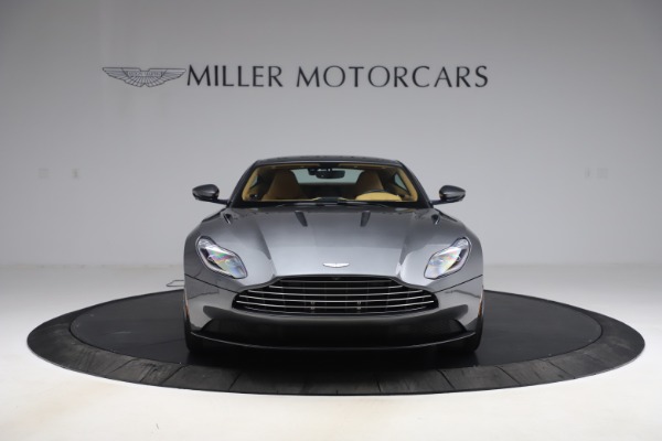 Used 2017 Aston Martin DB11 V12 Coupe for sale $149,900 at Alfa Romeo of Westport in Westport CT 06880 11