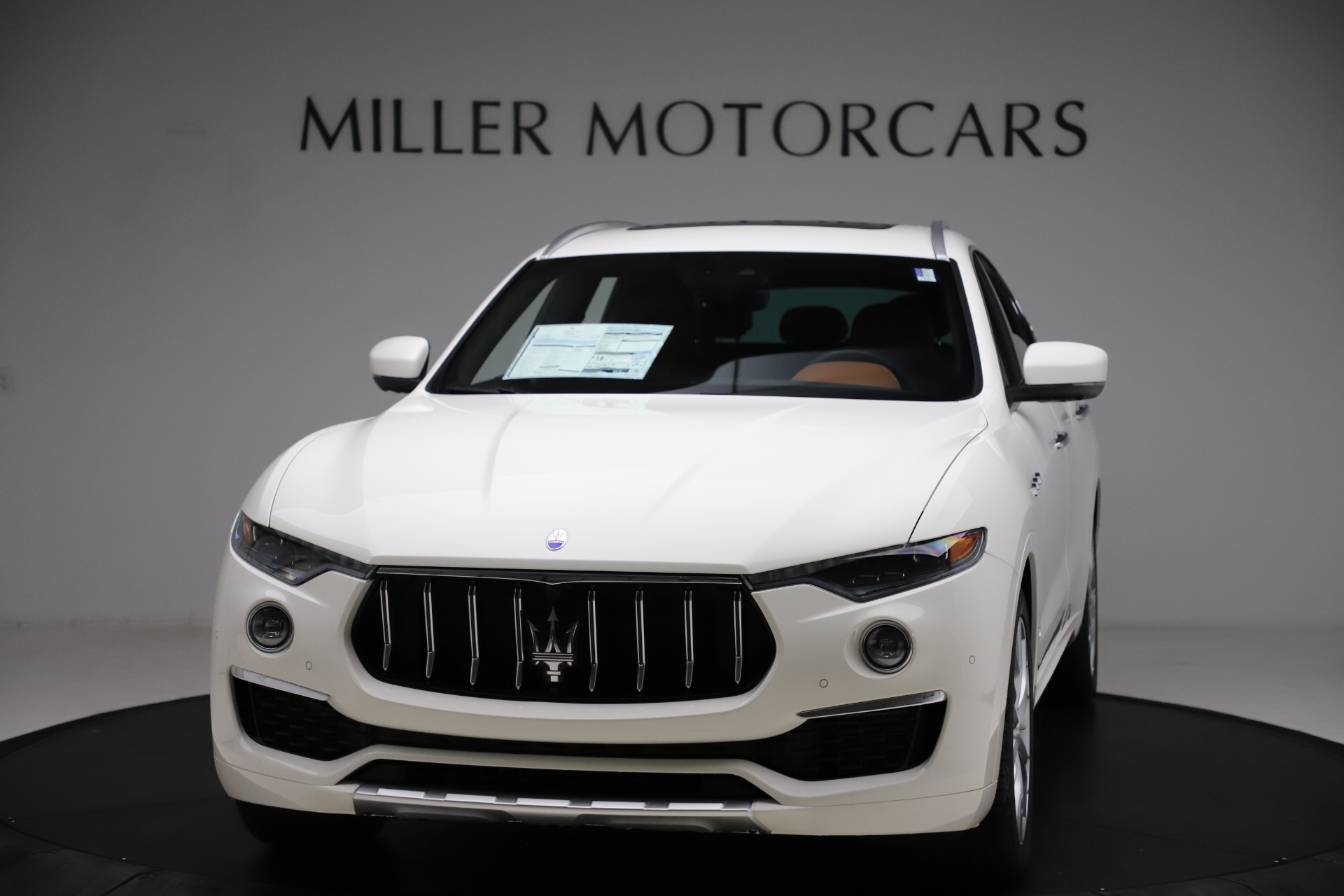 New 2021 Maserati Levante Q4 GranLusso for sale $89,535 at Alfa Romeo of Westport in Westport CT 06880 1