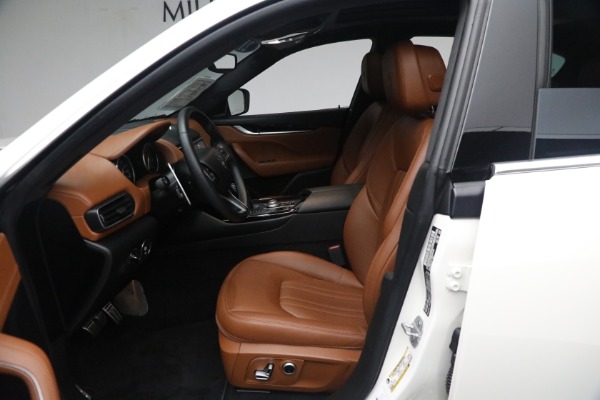 Used 2021 Maserati Levante Q4 for sale Sold at Alfa Romeo of Westport in Westport CT 06880 27