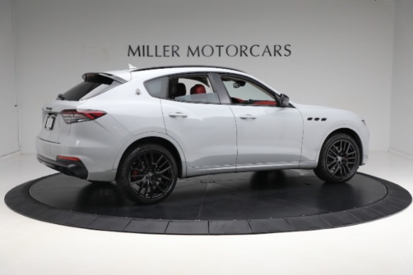 Used 2021 Maserati Levante Q4 for sale Sold at Alfa Romeo of Westport in Westport CT 06880 13