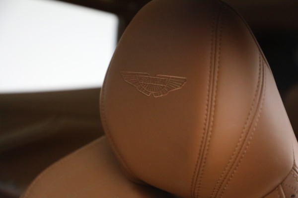 New 2021 Aston Martin DBX SUV for sale $221,386 at Alfa Romeo of Westport in Westport CT 06880 17