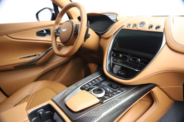 New 2021 Aston Martin DBX SUV for sale $264,386 at Alfa Romeo of Westport in Westport CT 06880 20