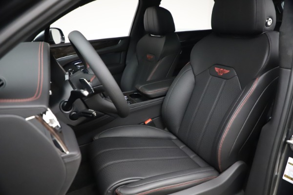 New 2021 Bentley Bentayga V8 for sale $213,720 at Alfa Romeo of Westport in Westport CT 06880 21