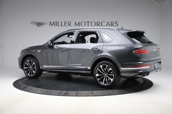 New 2021 Bentley Bentayga V8 for sale $213,720 at Alfa Romeo of Westport in Westport CT 06880 4
