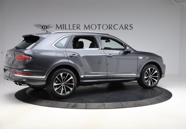 New 2021 Bentley Bentayga V8 for sale $213,720 at Alfa Romeo of Westport in Westport CT 06880 8