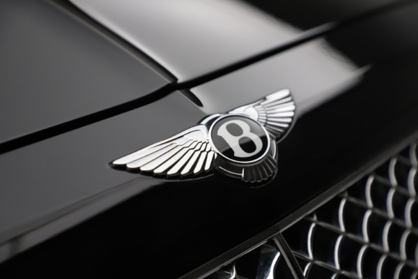 Used 2018 Bentley Bentayga Onyx Edition for sale Sold at Alfa Romeo of Westport in Westport CT 06880 10