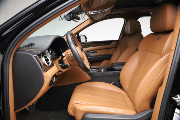 Used 2018 Bentley Bentayga Onyx Edition for sale Sold at Alfa Romeo of Westport in Westport CT 06880 13