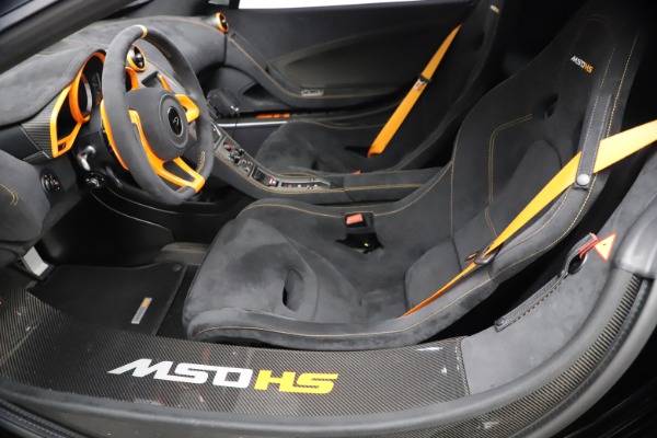 Used 2016 McLaren 688 MSO HS for sale $624,900 at Alfa Romeo of Westport in Westport CT 06880 14