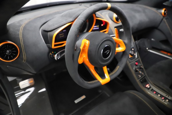 Used 2016 McLaren 688 MSO HS for sale $624,900 at Alfa Romeo of Westport in Westport CT 06880 17