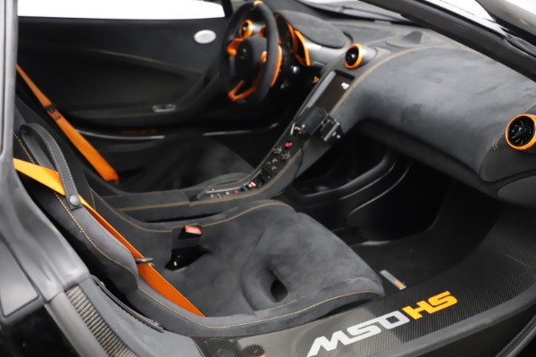 Used 2016 McLaren 688 MSO HS for sale $624,900 at Alfa Romeo of Westport in Westport CT 06880 20