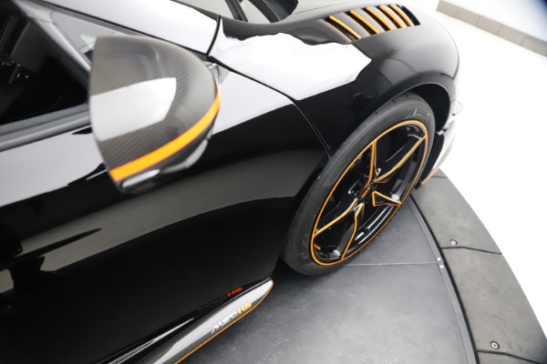 Used 2016 McLaren 688 MSO HS for sale $624,900 at Alfa Romeo of Westport in Westport CT 06880 24