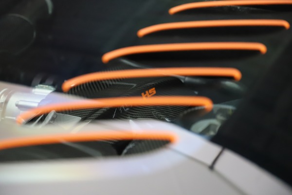 Used 2016 McLaren 688 MSO HS for sale $624,900 at Alfa Romeo of Westport in Westport CT 06880 25