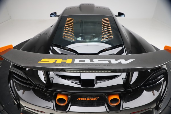 Used 2016 McLaren 688 MSO HS for sale $624,900 at Alfa Romeo of Westport in Westport CT 06880 27