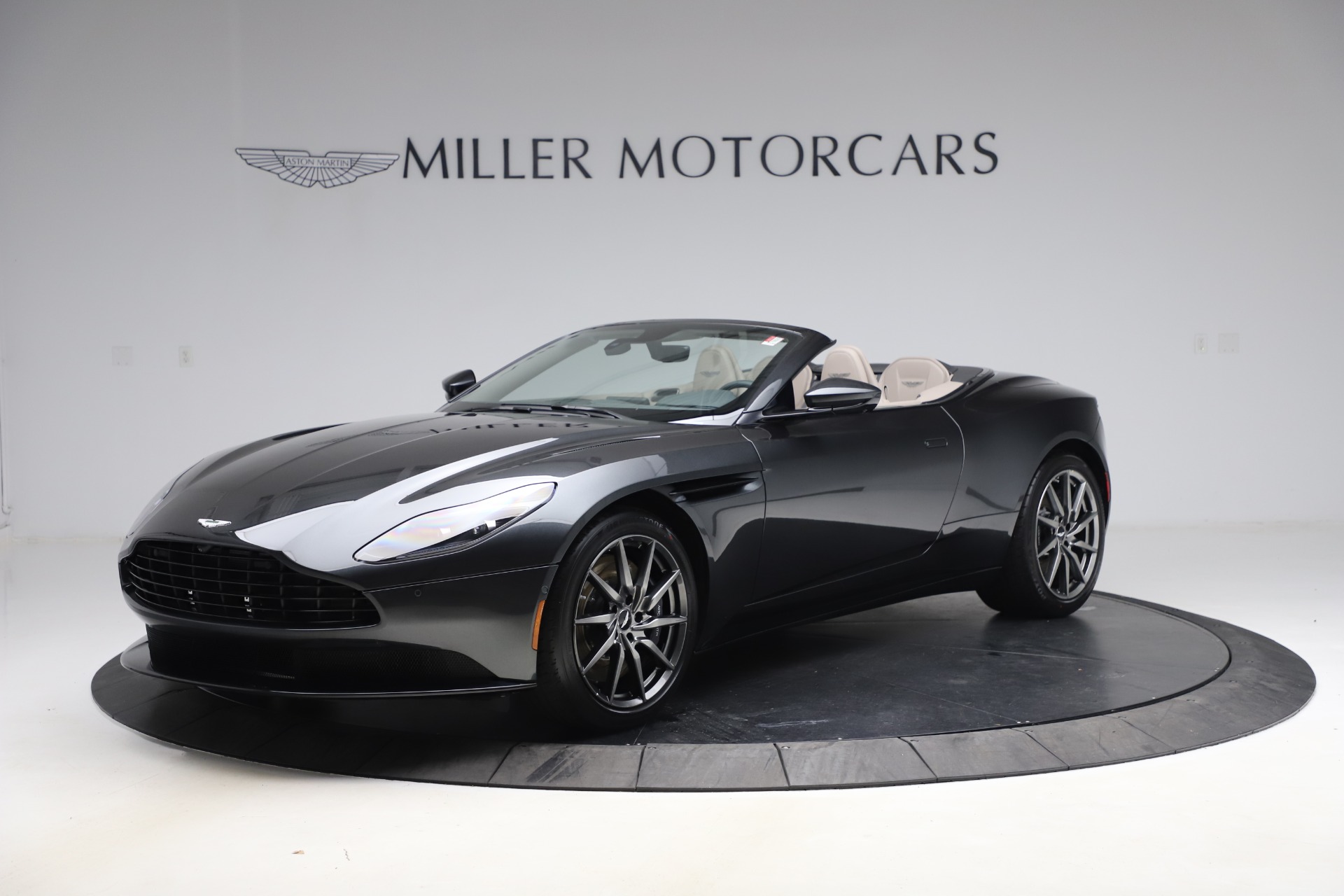 New 2021 Aston Martin DB11 Volante Convertible for sale $270,386 at Alfa Romeo of Westport in Westport CT 06880 1