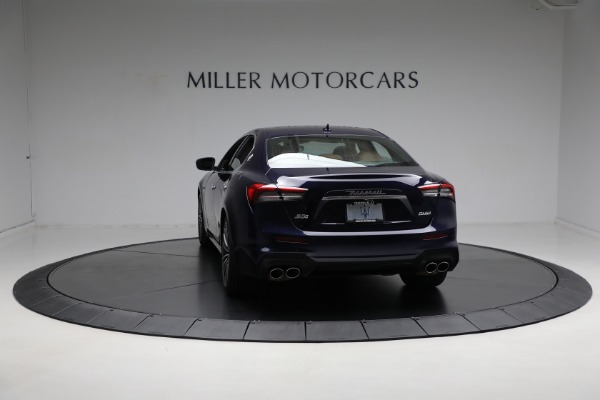 Used 2021 Maserati Ghibli S Q4 for sale Sold at Alfa Romeo of Westport in Westport CT 06880 12