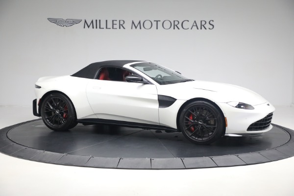 New 2021 Aston Martin Vantage Roadster Convertible for sale $189,186 at Alfa Romeo of Westport in Westport CT 06880 20
