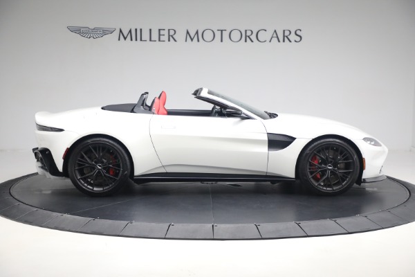 New 2021 Aston Martin Vantage Roadster Convertible for sale $189,186 at Alfa Romeo of Westport in Westport CT 06880 7