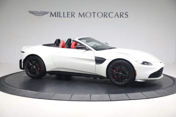 New 2021 Aston Martin Vantage Roadster Convertible for sale $189,186 at Alfa Romeo of Westport in Westport CT 06880 8