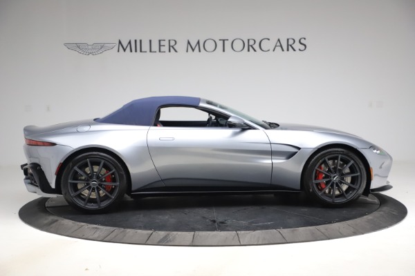Used 2021 Aston Martin Vantage Roadster for sale $139,900 at Alfa Romeo of Westport in Westport CT 06880 17