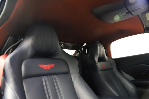 Used 2021 Aston Martin Vantage Roadster for sale $139,900 at Alfa Romeo of Westport in Westport CT 06880 25