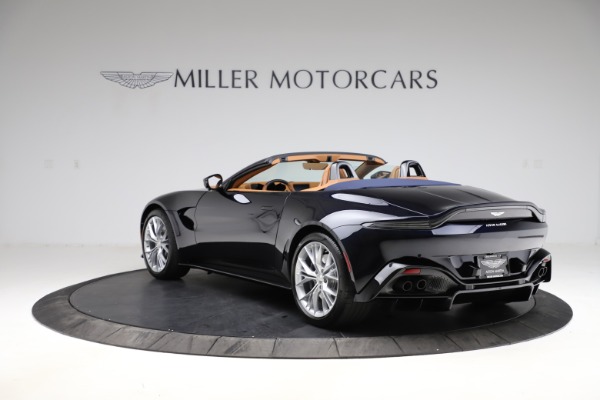 New 2021 Aston Martin Vantage Roadster Convertible for sale $205,686 at Alfa Romeo of Westport in Westport CT 06880 4