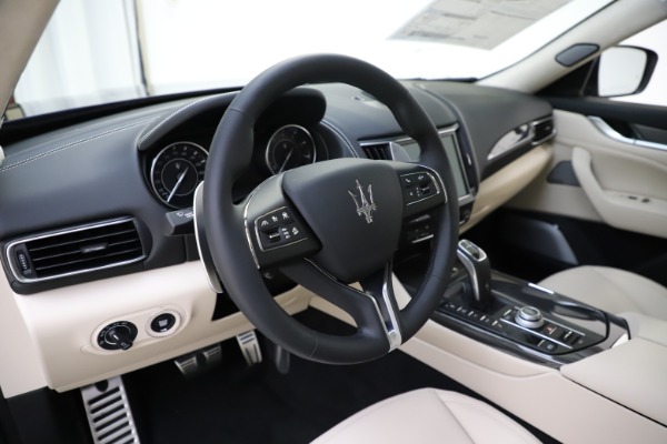 New 2021 Maserati Levante S Q4 GranLusso for sale $106,235 at Alfa Romeo of Westport in Westport CT 06880 16
